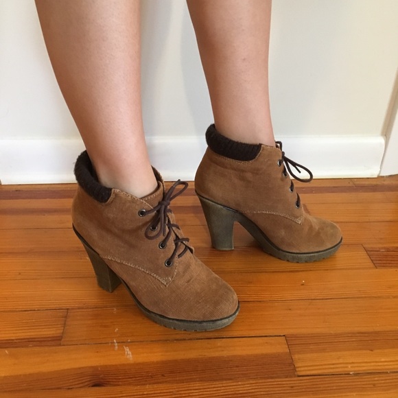 Urban Outfitters Shoes - Urban Outfitters Cooperative Corduroy Booty